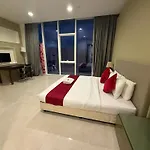 Platinum Face Suite Klcc At Luxury Stay