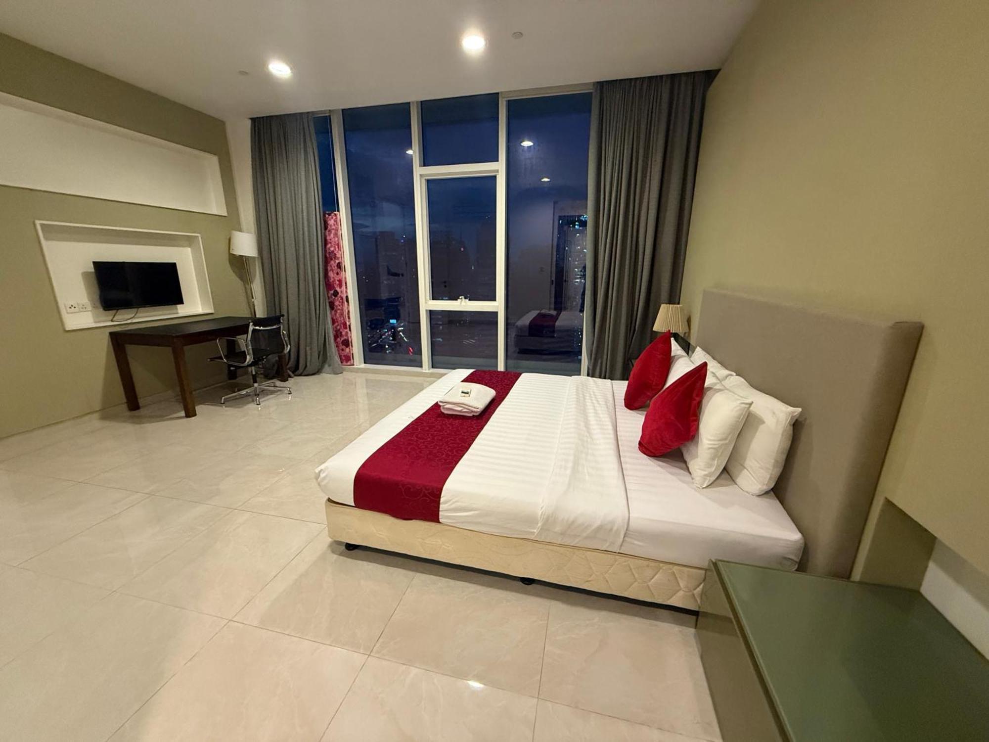 Platinum Face Klcc At Luxury Pangsapuri *