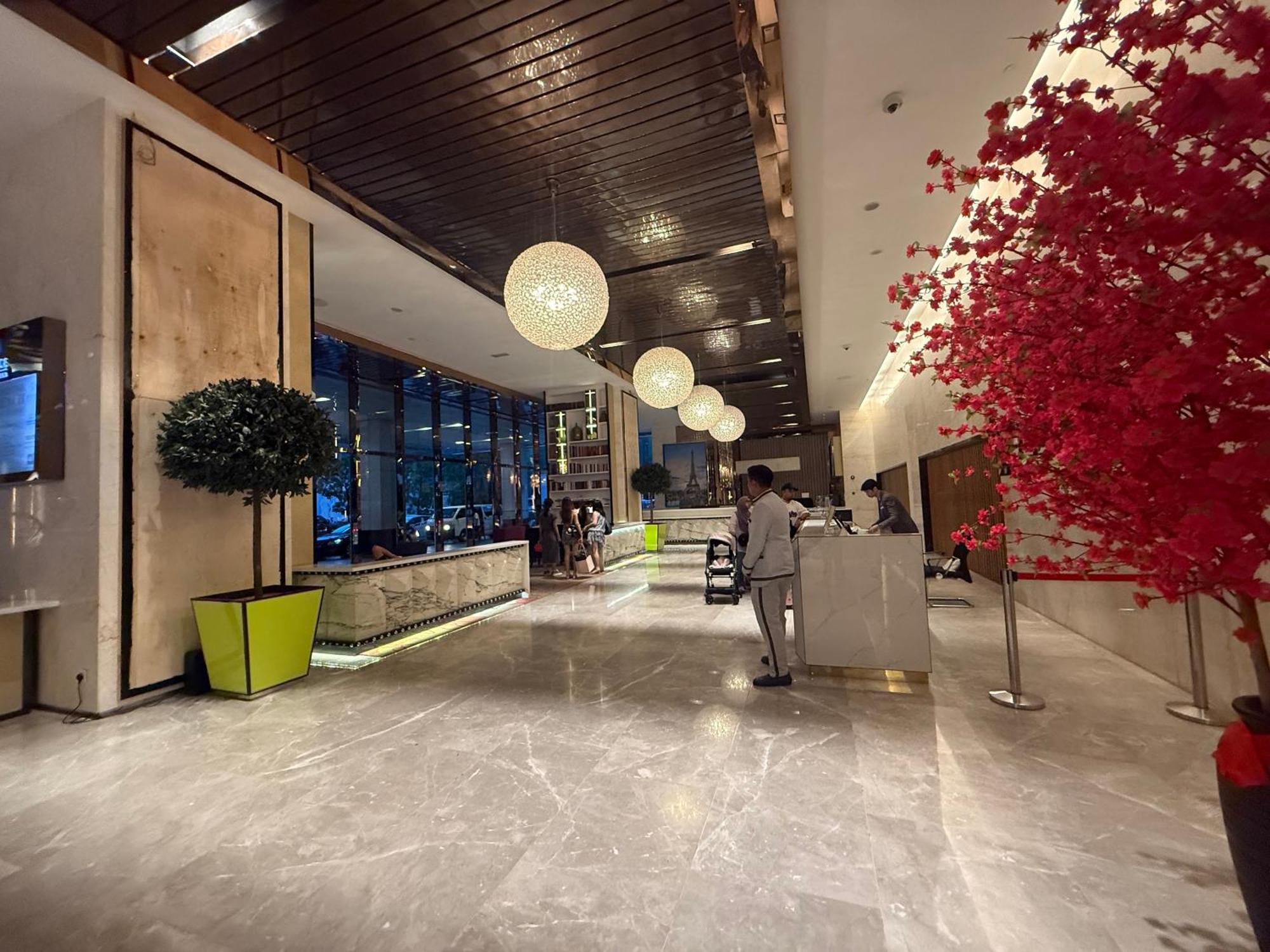 Platinum Face Klcc At Luxury