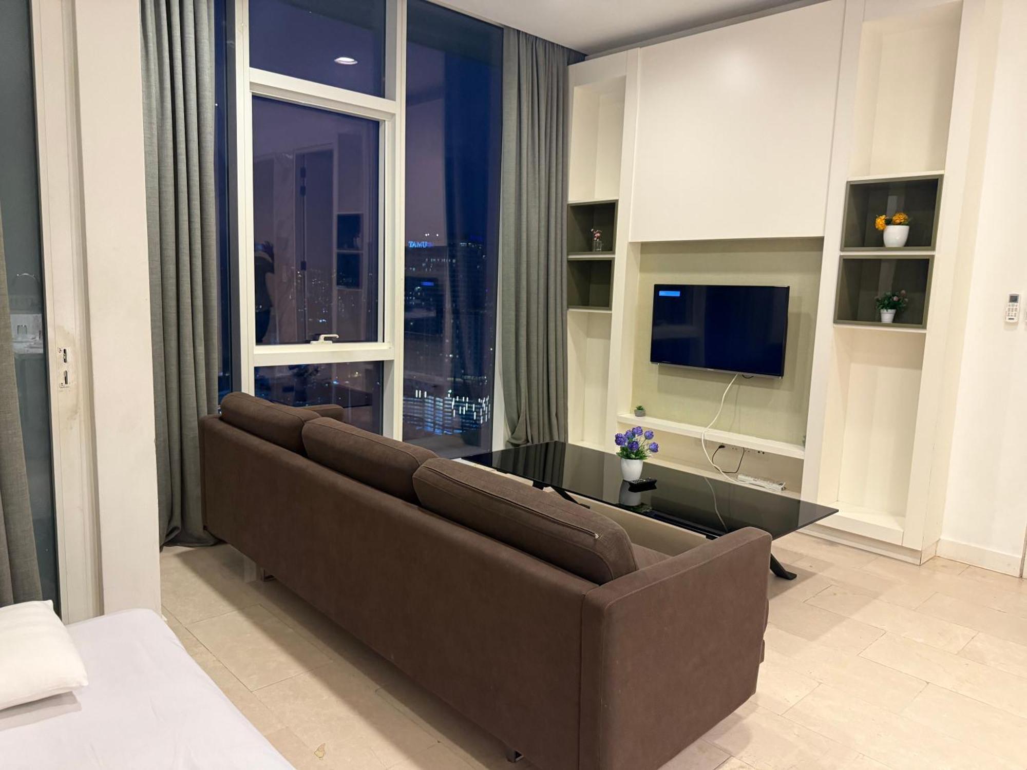 Platinum Face Klcc At Luxury Pangsapuri Kuala Lumpur