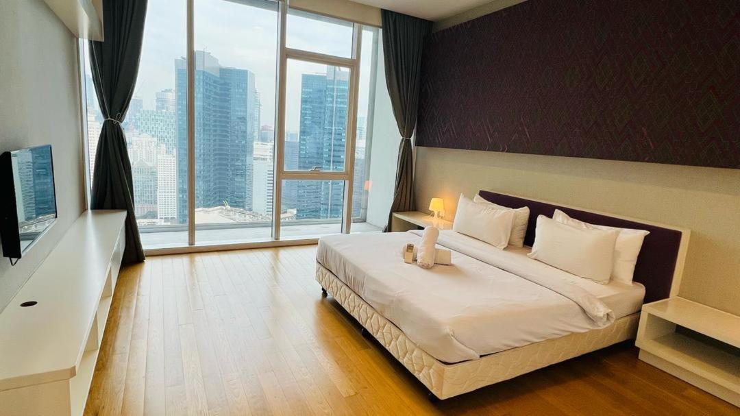 Platinum Face Klcc At Luxury Pangsapuri *