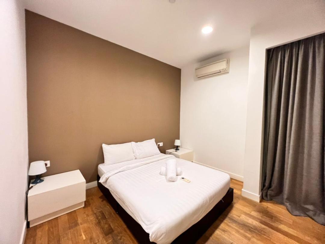 Platinum Face Klcc At Luxury Pangsapuri *