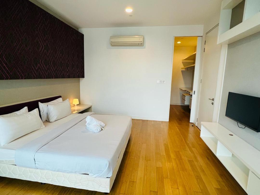 Platinum Face Klcc At Luxury Pangsapuri