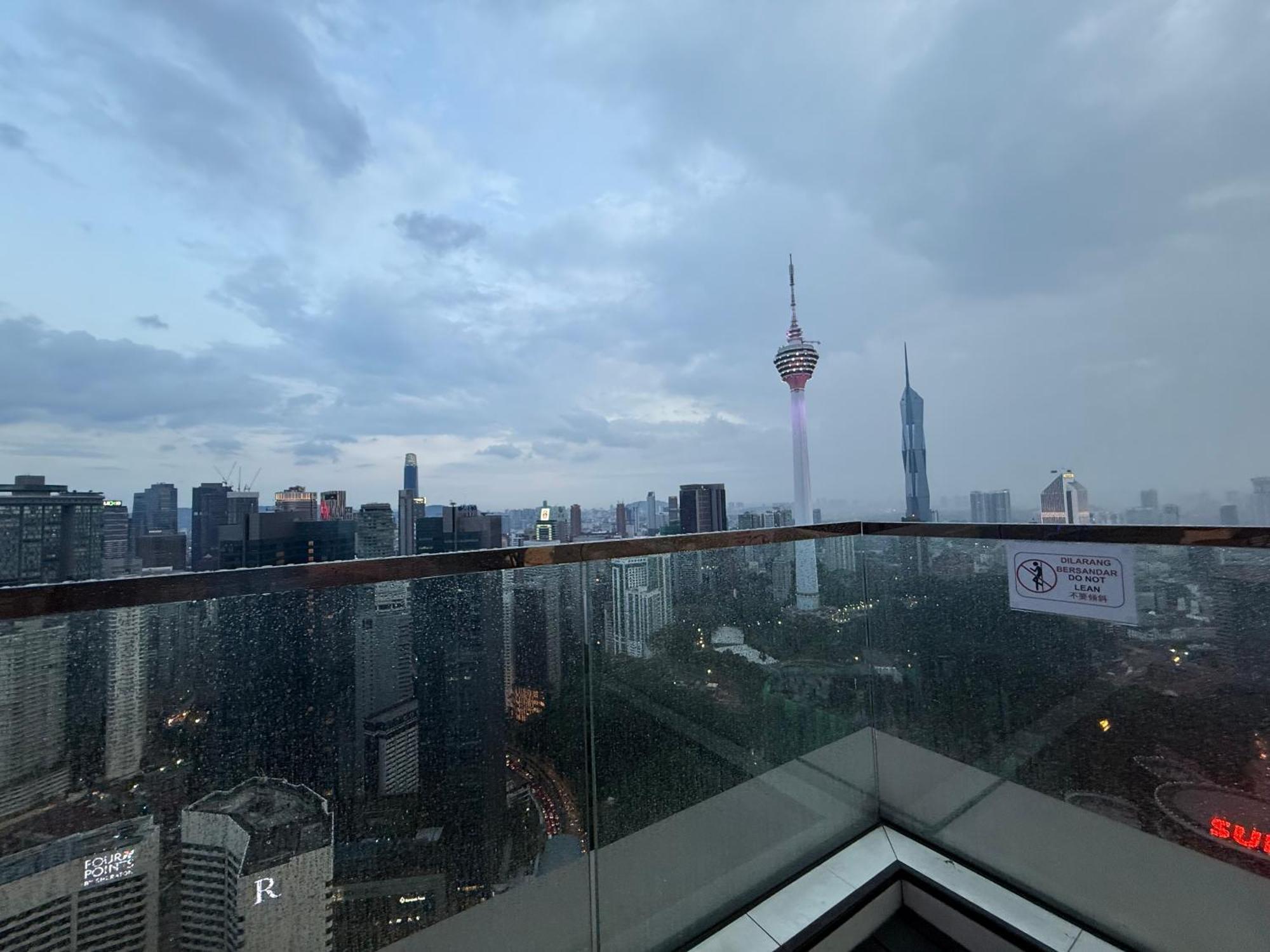 Platinum Face Klcc At Luxury Apartment *