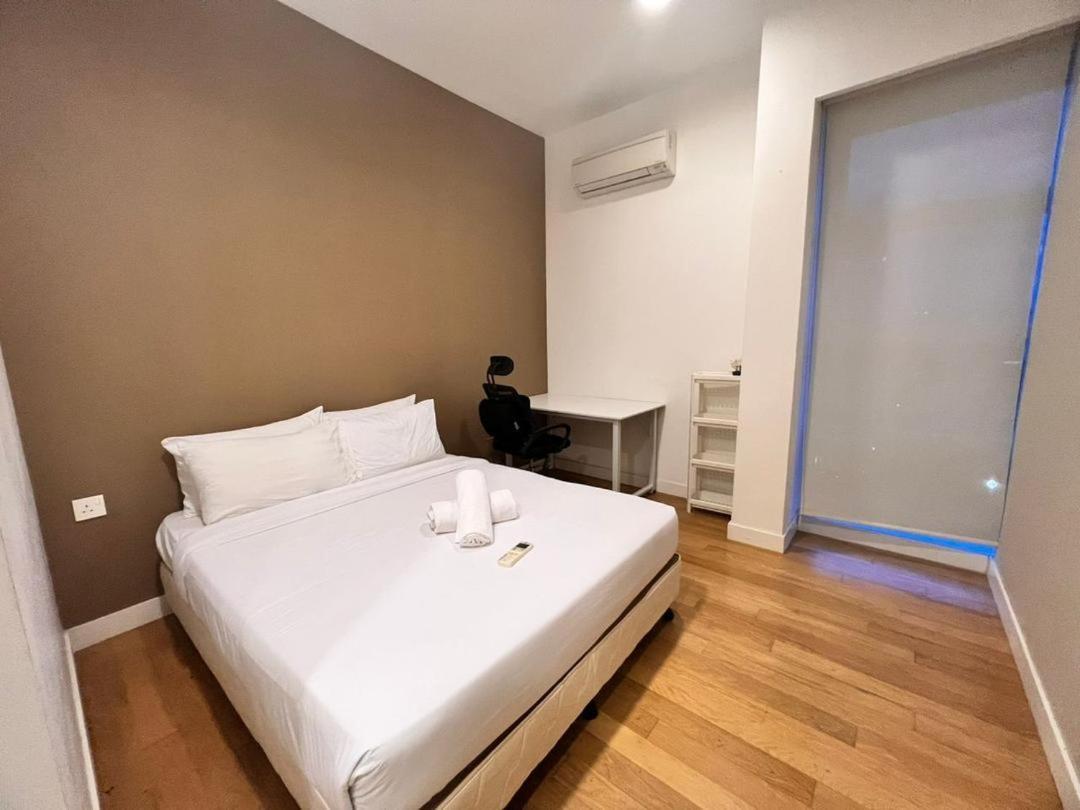 Platinum Face Klcc At Luxury Apartment Kuala Lumpur